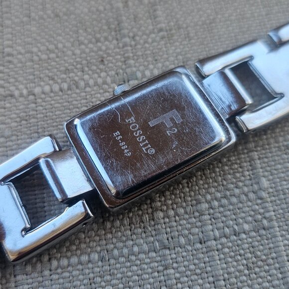 Fossil F2 Women Watch Silver Tone Chain Metal Band Analog Quartz Wristwatch - Picture 15 of 15